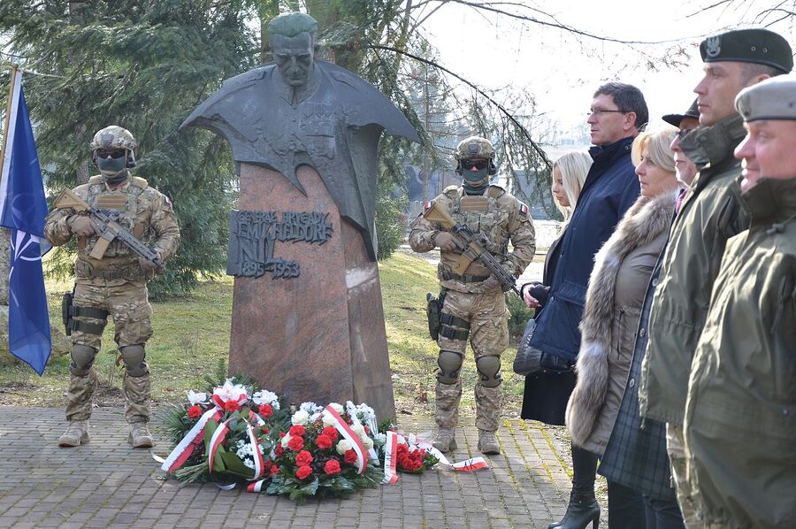 Specjalsi z Nila uczcili patrona jednostki. Fot. Janusz Ślęzak (IPN)