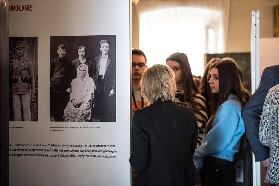 Wystawa „Ks. Władysław Gurgacz. Kapelan Polski Podziemnej” w Nowym Sączu. Fot. Agnieszka Masłowska (IPN)