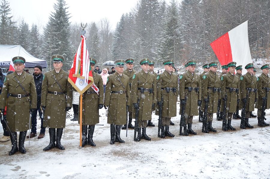 Odsłonięcie pomnika Jana Sałapatka „Orła” w Bogdanówce. Fot. Janusz Ślęzak (IPN)