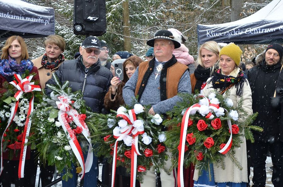 Odsłonięcie pomnika Jana Sałapatka „Orła” w Bogdanówce. Fot. Janusz Ślęzak (IPN)