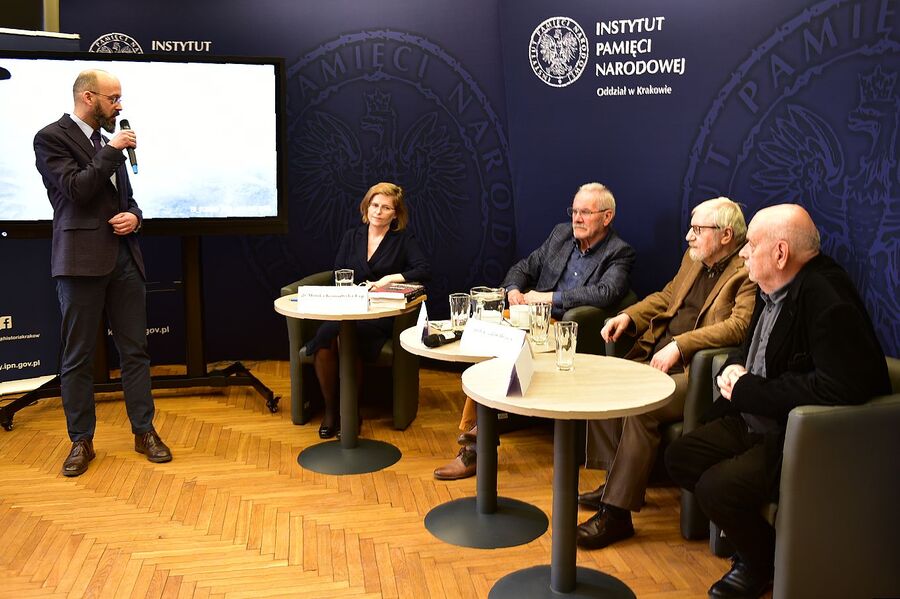 Panel dyskusyjny na „Przystanku Historia” IPN. Fot. Janusz Ślęzak (IPN)
