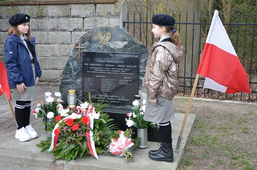 Uroczystości w Kozłowie. Fot. Janusz Ślęzak (IPN)