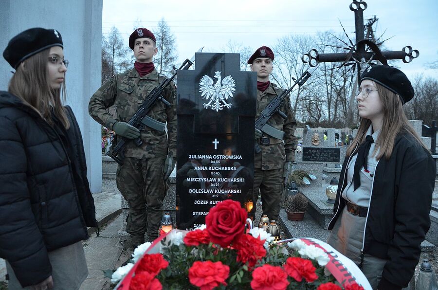 Uroczystości w Kozłowie. Fot. Janusz Ślęzak (IPN)