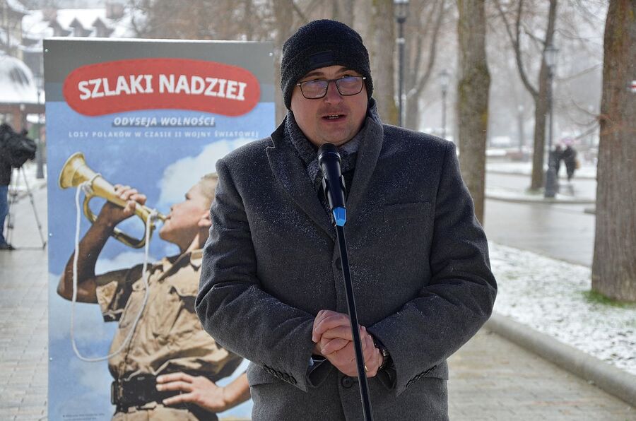 W Krynicy stanęła wystawa „Szlaki Nadziei. Odyseja Wolności”. Fot. Janusz Ślęzak (IPN)