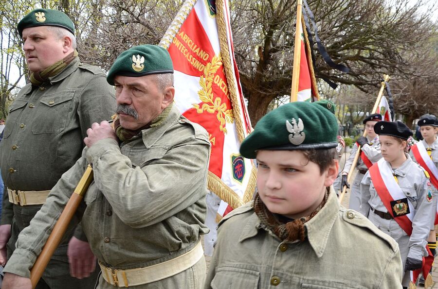 Uroczystości związane z 15. rocznicą śmierci o. Adama Studzińskiego. Fot. Janusz Ślęzak (IPN)