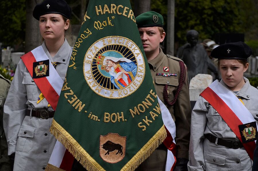 Uroczystości związane z 15. rocznicą śmierci o. Adama Studzińskiego. Fot. Janusz Ślęzak (IPN)