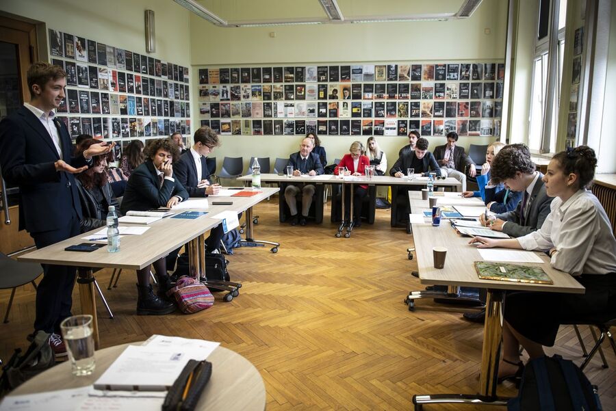 Finał VIII Małopolskiego Turnieju Debat Historycznych IPN. Fot. Agnieszka Masłowska (IPN)