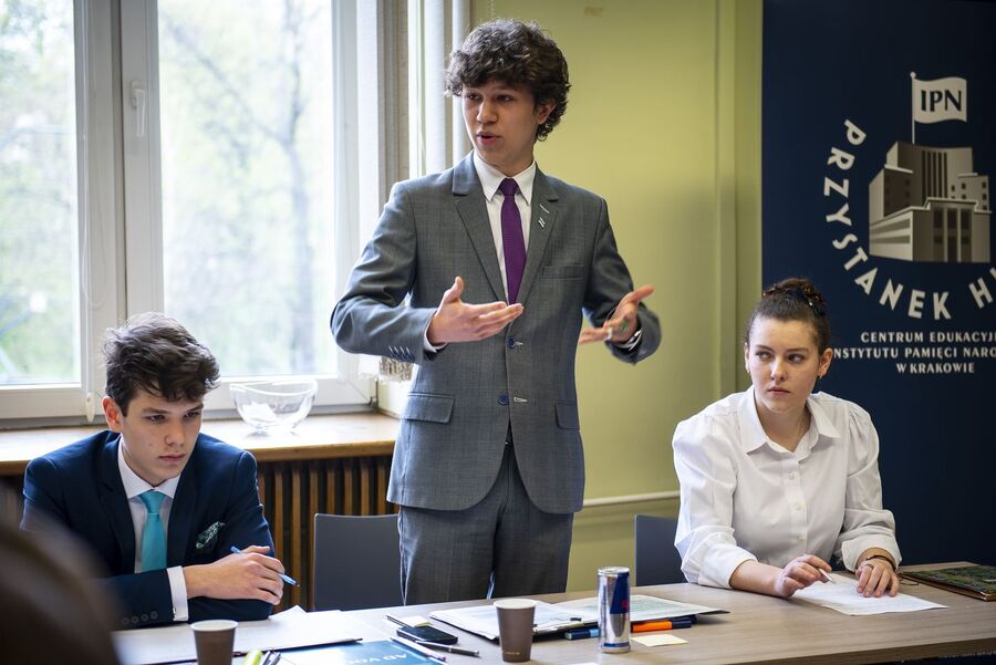 Finał VIII Małopolskiego Turnieju Debat Historycznych IPN. Fot. Agnieszka Masłowska (IPN)