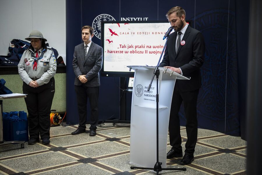 Gala konkursu „Tak jak ptaki na wolności – harcerze w obliczu II wojny światowej”. Fot. Agnieszka Masłowska (IPN)