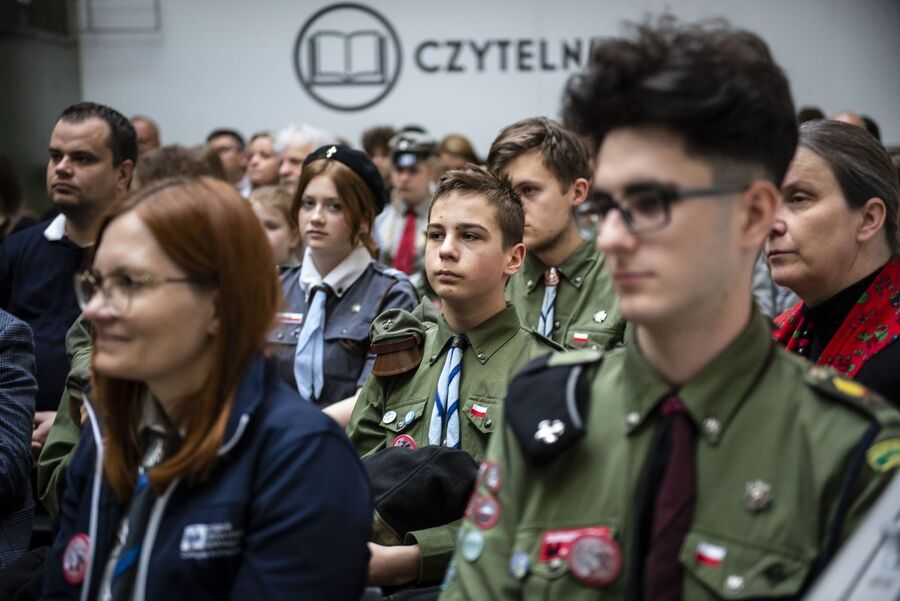 Gala konkursu „Tak jak ptaki na wolności – harcerze w obliczu II wojny światowej”. Fot. Agnieszka Masłowska (IPN)