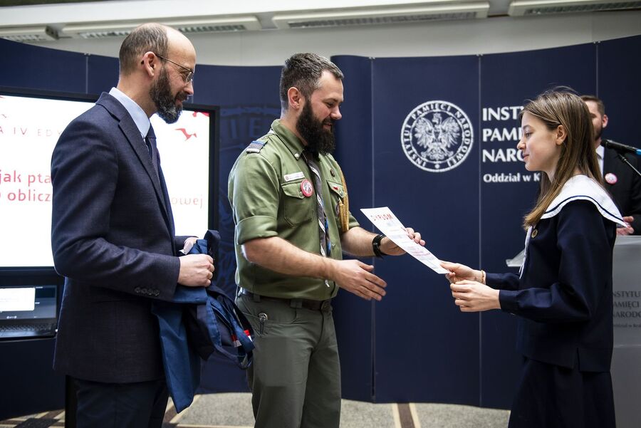 Gala konkursu „Tak jak ptaki na wolności – harcerze w obliczu II wojny światowej”. Fot. Agnieszka Masłowska (IPN)