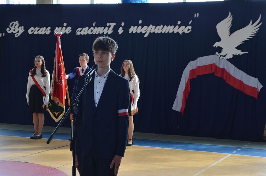 W Luborzycy odsłonięto pomnik ppor. Żywota. Fot. Janusz Ślęzak (IPN)