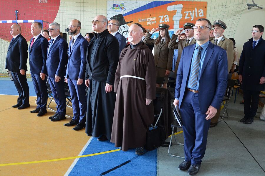 W Luborzycy odsłonięto pomnik ppor. Żywota. Fot. Janusz Ślęzak (IPN)