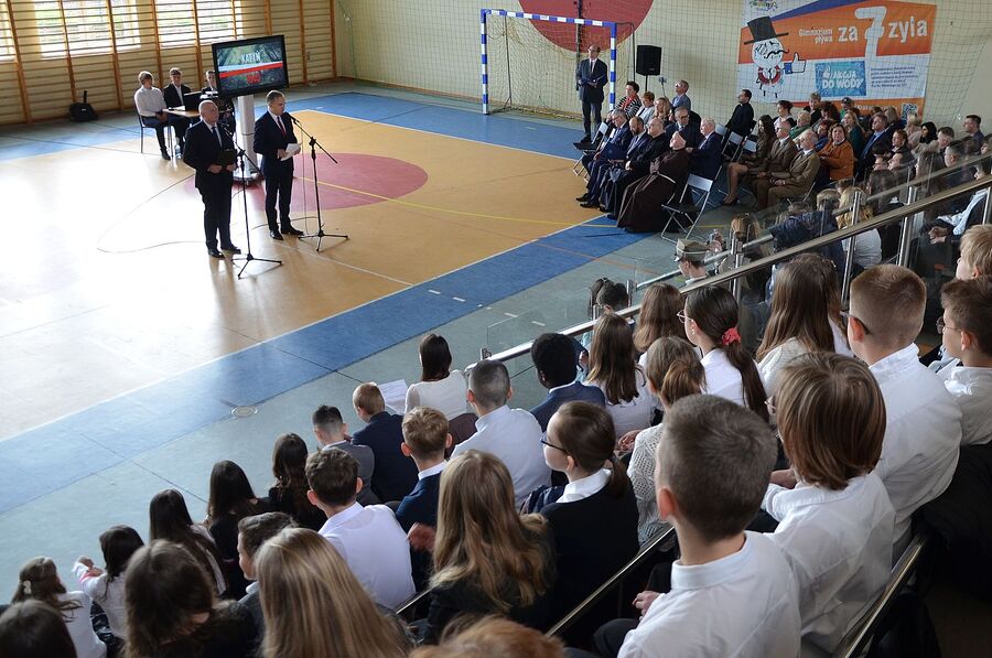 W Luborzycy odsłonięto pomnik ppor. Żywota. Fot. Janusz Ślęzak (IPN)