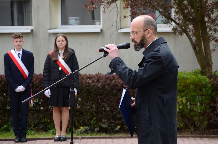 W Luborzycy odsłonięto pomnik ppor. Żywota. Fot. Janusz Ślęzak (IPN)
