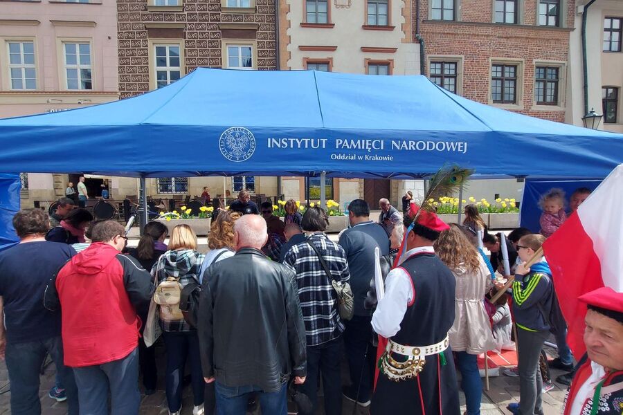 Dzień Flagi RP. Fot. IPN