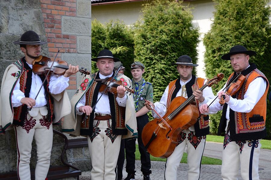 Uroczystości pogrzebowe Jana Sałapatka „Orła”. Fot. Agnieszka Masłowska i Janusz Ślęzak (IPN)