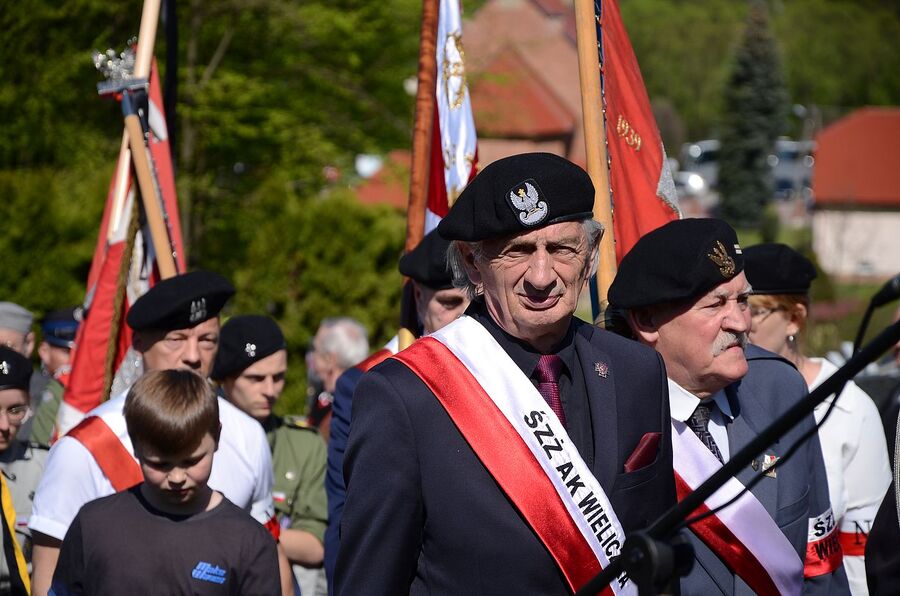 Uroczystości pogrzebowe Jana Sałapatka „Orła”. Fot. Agnieszka Masłowska i Janusz Ślęzak (IPN)