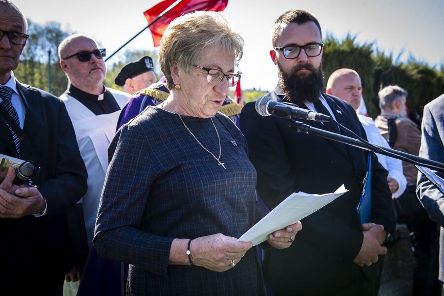 Uroczystości pogrzebowe Jana Sałapatka „Orła”. Fot. Agnieszka Masłowska i Janusz Ślęzak (IPN)