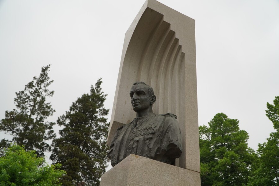 Znicze pamięci w 75. rocznicę śmierci rtm. Witolda Pileckiego. Fot. Żaneta Wierzgacz (IPN)