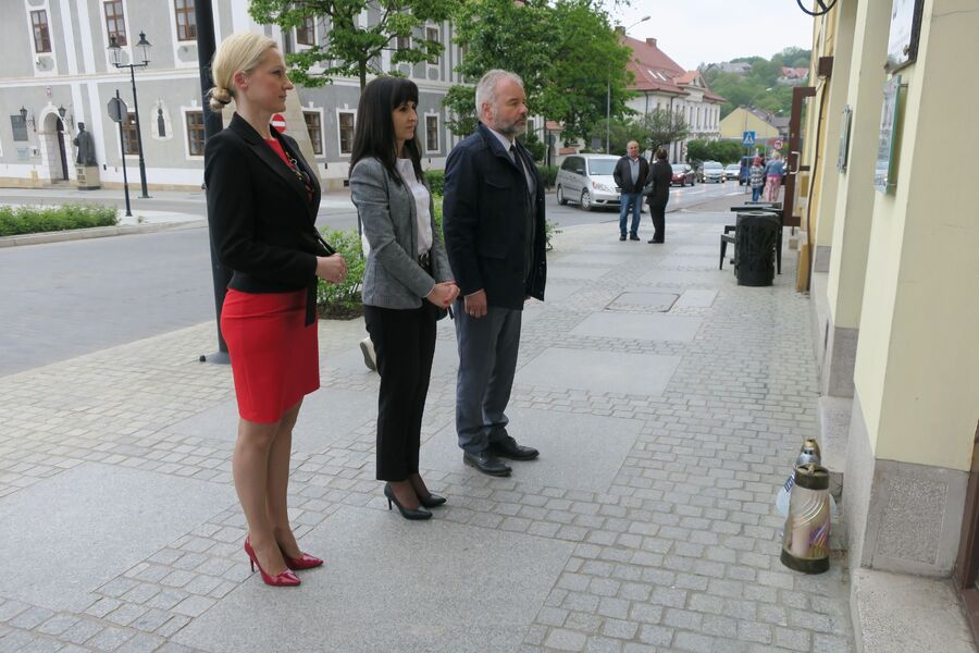 Znicze pamięci w 75. rocznicę śmierci rtm. Witolda Pileckiego. Fot. Rafał Opulski (IPN)