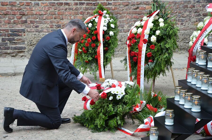 Uroczystości w byłym KL Auschwitz. Fot. Janusz Ślęzak (IPN)