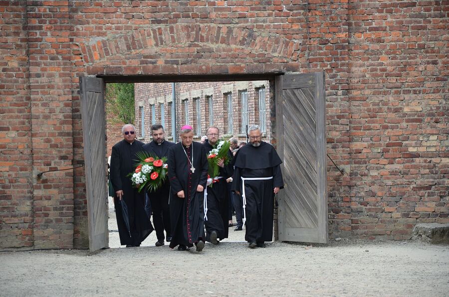 Uroczystości w byłym KL Auschwitz. Fot. Janusz Ślęzak (IPN)