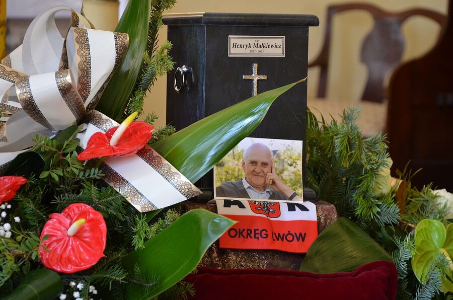 Pogrzeb mjr. Henryka Małkiewicza. Fot. Janusz Ślęzak (IPN)