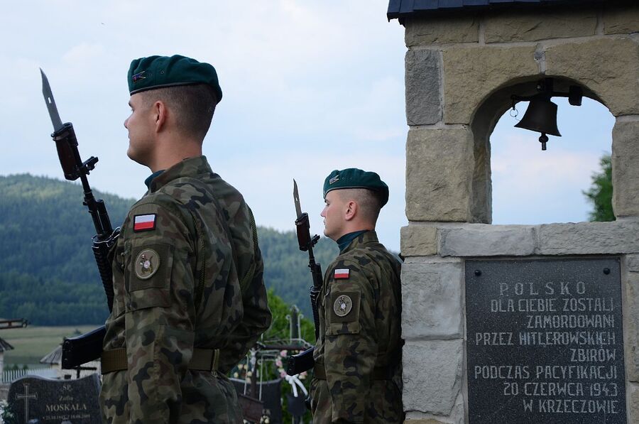 Uroczystości w związku z 80. rocznicą pacyfikacji Krzeczowa. Fot. Janusz Ślęzak (IPN)
