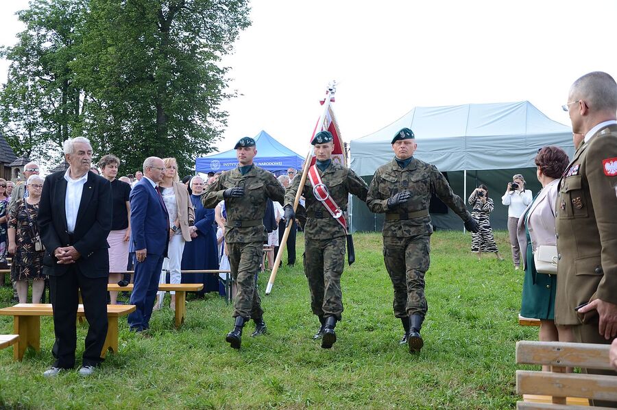 Uroczystości w związku z 80. rocznicą pacyfikacji Krzeczowa. Fot. Janusz Ślęzak (IPN)