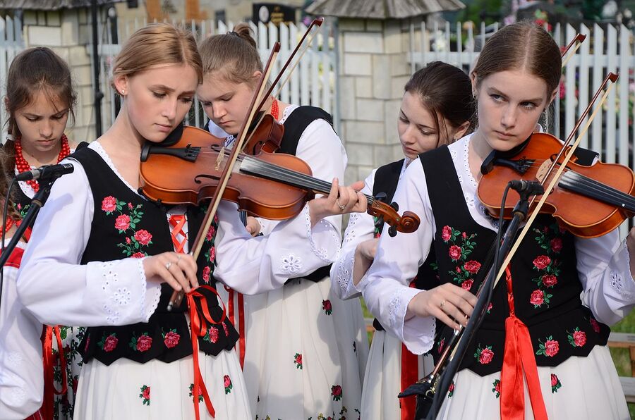 Uroczystości w związku z 80. rocznicą pacyfikacji Krzeczowa. Fot. Janusz Ślęzak (IPN)