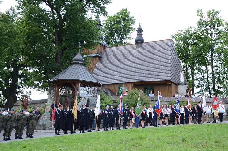 Uroczystości w związku z 80. rocznicą pacyfikacji Krzeczowa. Fot. Janusz Ślęzak (IPN)