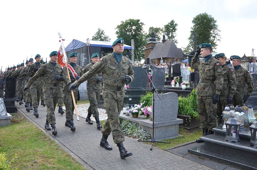 Uroczystości w związku z 80. rocznicą pacyfikacji Krzeczowa. Fot. Janusz Ślęzak (IPN)