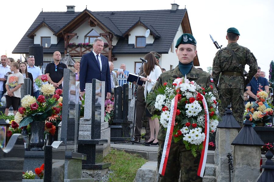 Uroczystości w związku z 80. rocznicą pacyfikacji Krzeczowa. Fot. Janusz Ślęzak (IPN)