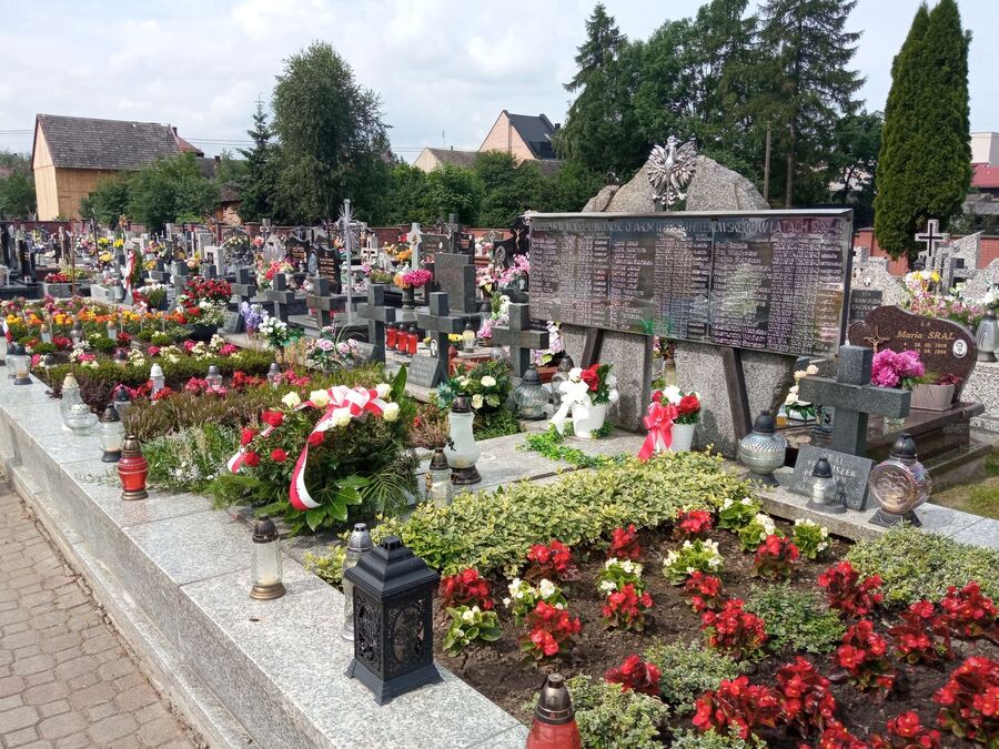 Cmentarz w Waksmundzie