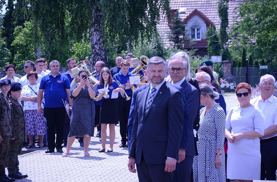 Uroczystości w związku z 80. rocznicą pacyfikacji Liszek. Fot. Janusz Ślęzak (IPN)