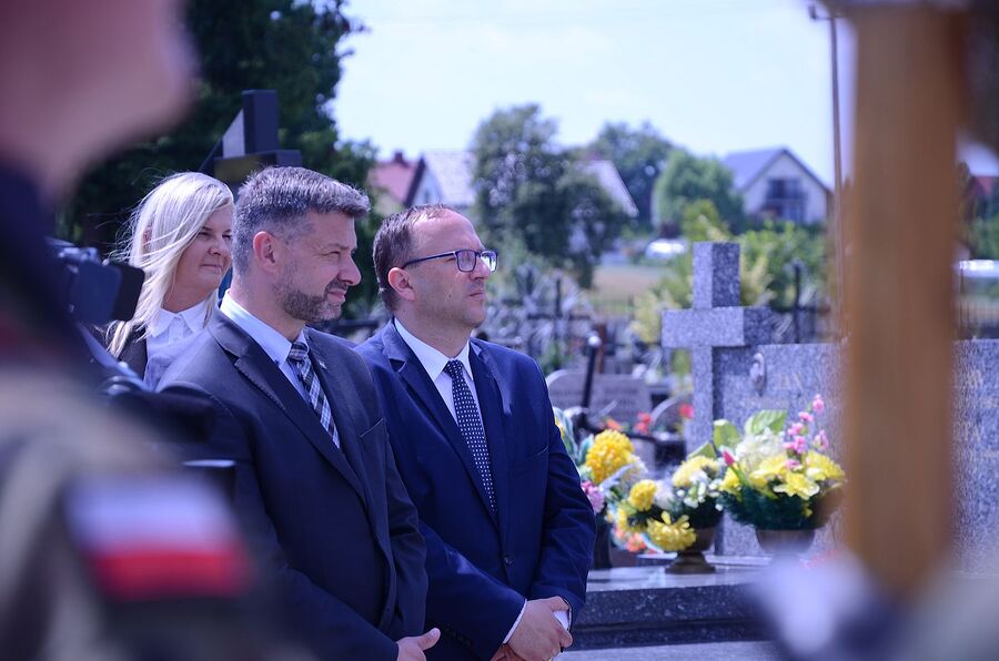 Uroczystości w związku z 80. rocznicą pacyfikacji Liszek. Fot. Janusz Ślęzak (IPN)