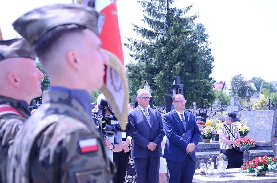 Uroczystości w związku z 80. rocznicą pacyfikacji Liszek. Fot. Janusz Ślęzak (IPN)