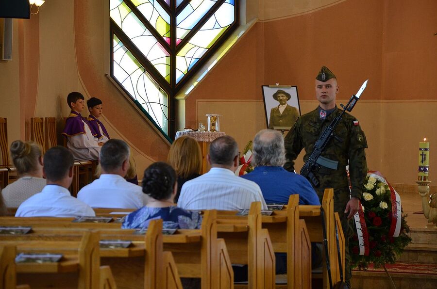 Uroczystości pogrzebowe Wojciecha Mszanika. Fot. Janusz Ślęzak (IPN)