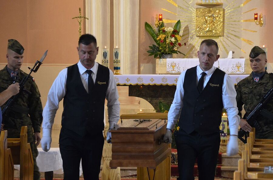 Uroczystości pogrzebowe Wojciecha Mszanika. Fot. Janusz Ślęzak (IPN)