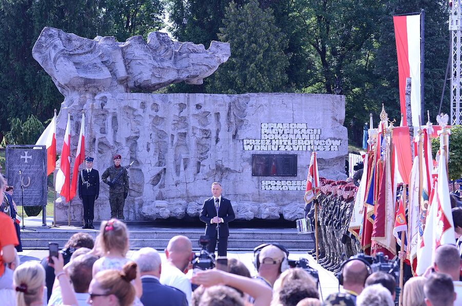 Uroczystości w Sułkowicach w związku z 80. rocznicą niemieckiej pacyfikacji miejscowości. Fot. Janusz Ślęzak (IPN)