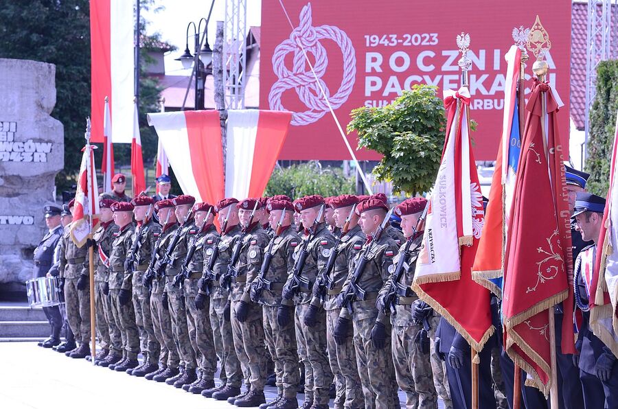 Uroczystości w Sułkowicach w związku z 80. rocznicą niemieckiej pacyfikacji miejscowości. Fot. Janusz Ślęzak (IPN)
