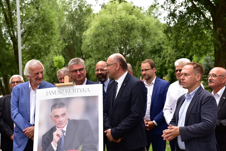 Skwer imienia prof. Janusza Kurtyki w Tarnowie. Fot. Żaneta Wierzgacz (IPN)