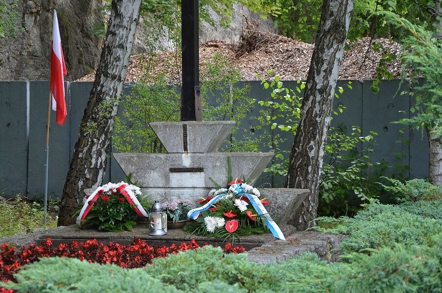 Kraków. 79. rocznica wymordowania robotników niemieckiego obozu pracy „Liban”. Fot. Janusz Ślęzak (IPN)