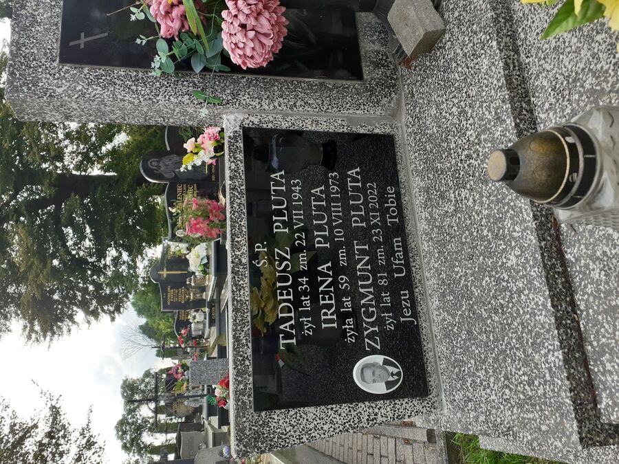 Groby ofiar niemieckiej pacyfikacji. Fot. Alicja Chorązka