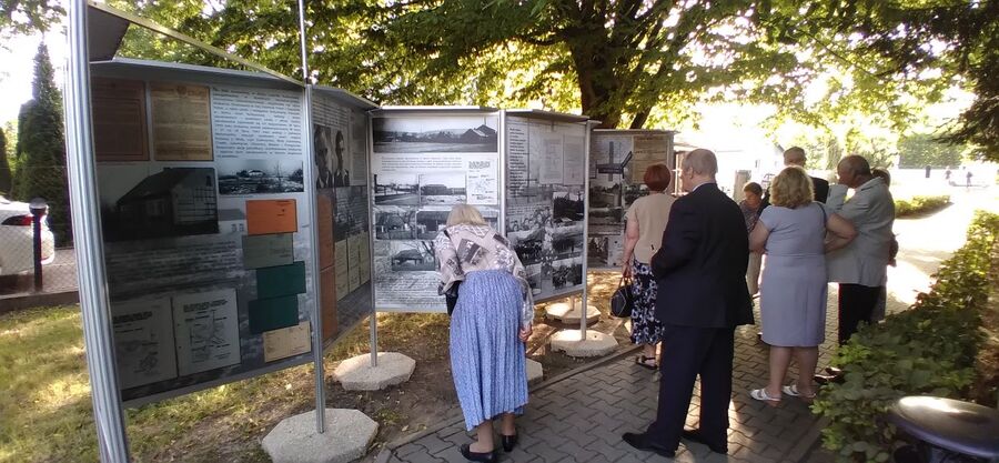 Uroczystość na Łące Męczeństwa w Krakowie. Fot. Marcin Kapusta (IPN)