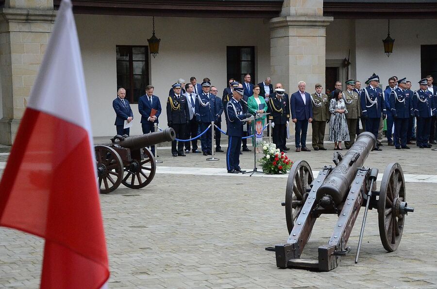Niepołomice. Obchody święta policji. Fot. Janusz Ślęzak (IPN)