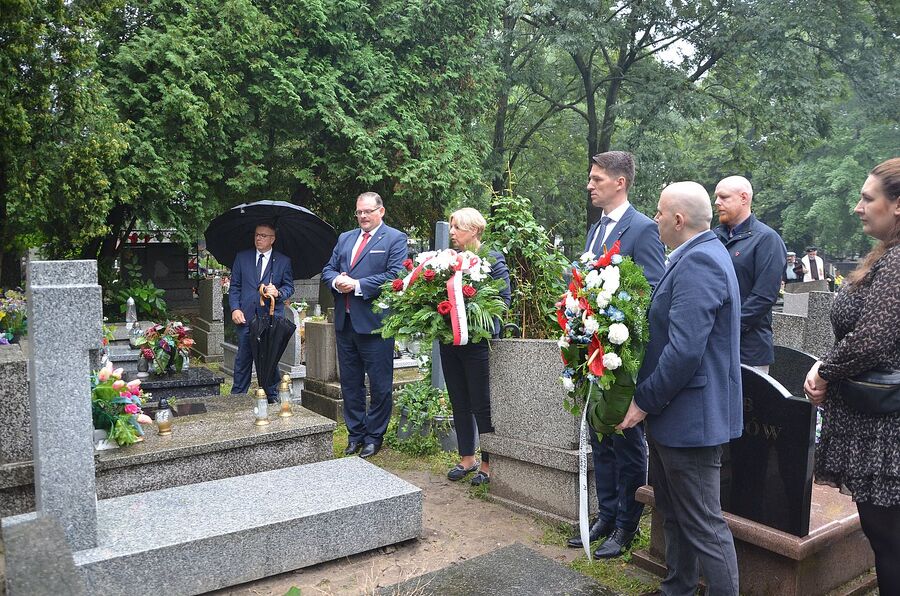 Poświęcenie nowego nagrobka Stanisława Kowalskiego. Fot. Janusz Ślęzak (IPN)