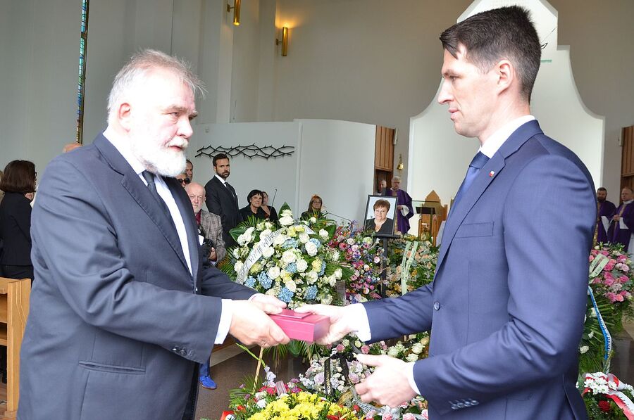 Uroczystości pogrzebowe Teresy Starmach. Fot. Janusz Ślęzak (IPN)