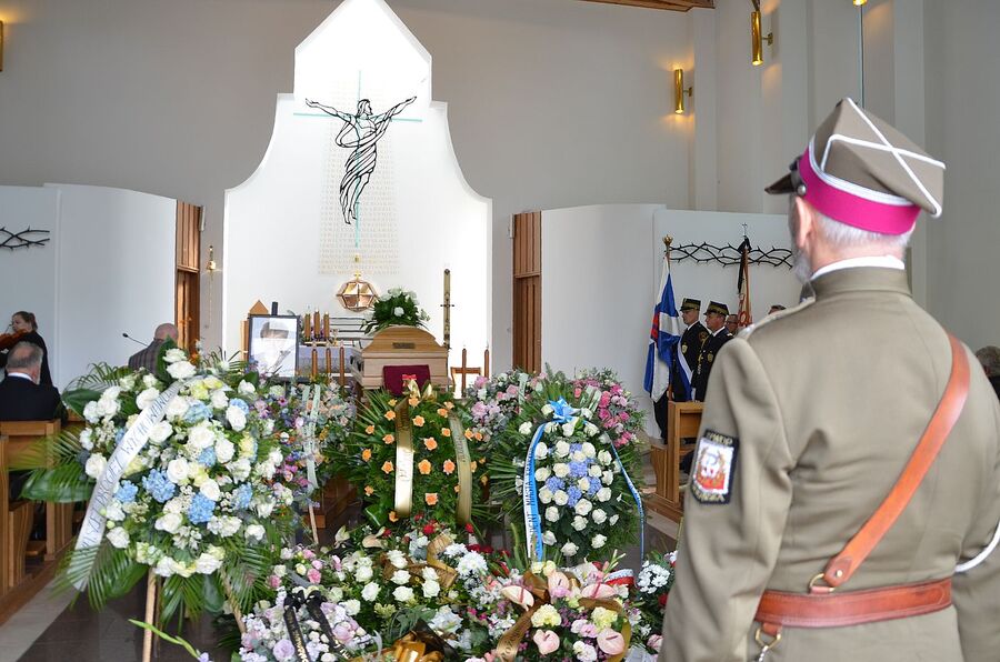 Uroczystości pogrzebowe Teresy Starmach. Fot. Janusz Ślęzak (IPN)